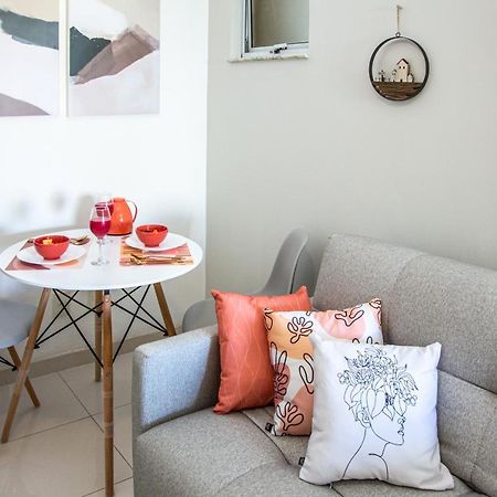 Pineapples Jc1226 - Apartamento Em Copacabana 50M Da Praia Apartman Rio de Janeiro Kültér fotó